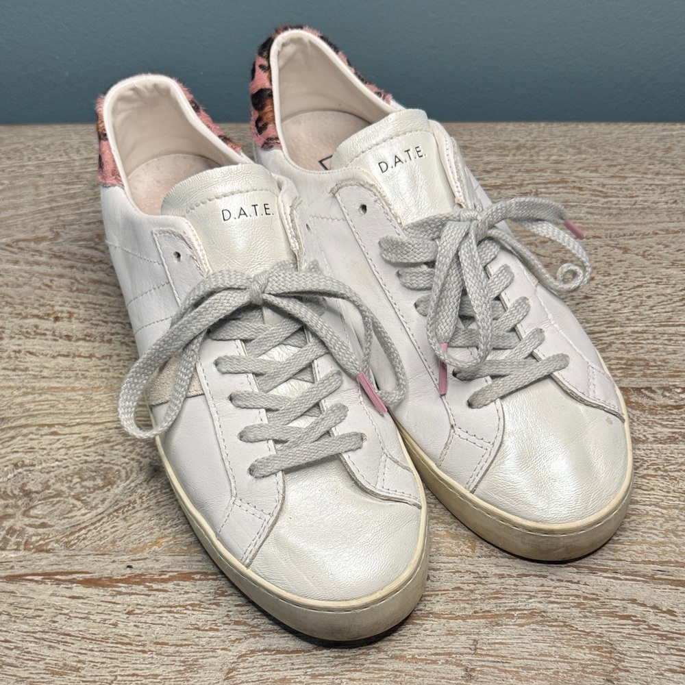 Women's White and Pink Casual Sneakers